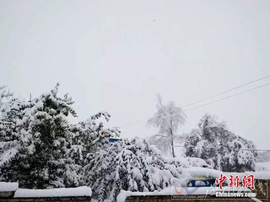 新疆北疆山區(qū)降雪