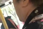 大媽投訴乘客玩手機 人都活不下去了