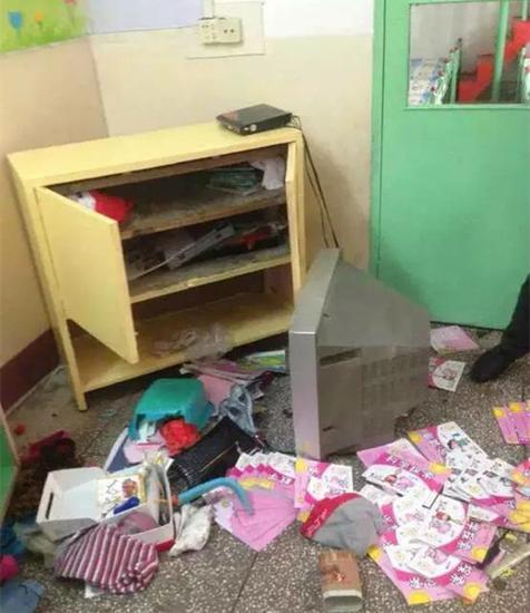 幼兒園電視機(jī)砸死男童