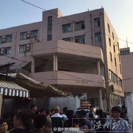 溫州龍灣永強中學男生跳樓