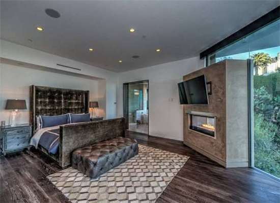 宅男靠游戲買豪宅