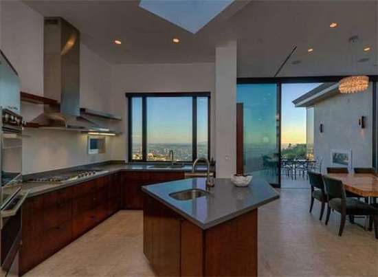 宅男靠游戲買豪宅