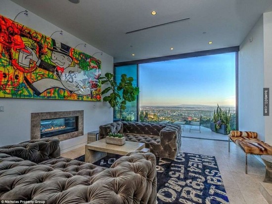 宅男靠游戲買豪宅