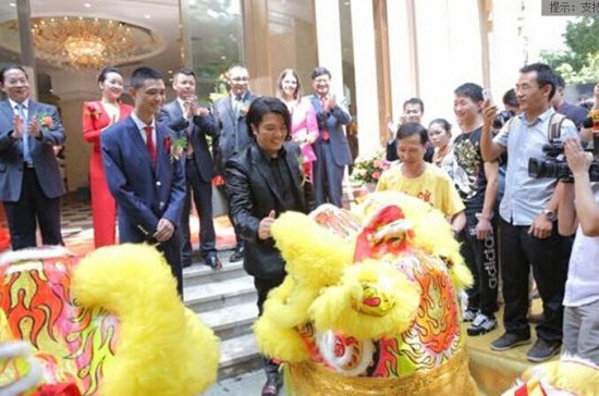 歌手阿杜變老板