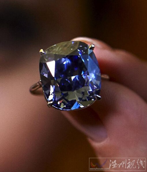 富商送女兒藍(lán)鉆