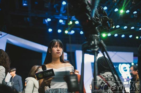 網絡紅人的臺前幕后