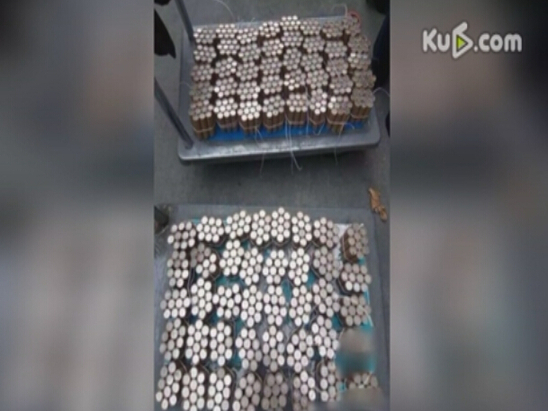 500斤母愛!單親媽媽扛500斤硬幣為女兒買房