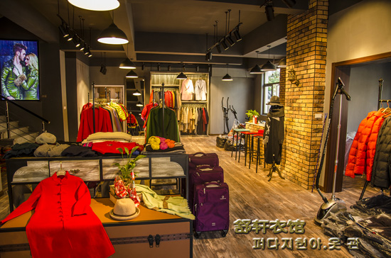 舒軒衣館開業(yè)