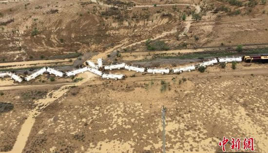 硫酸貨運列車脫軌