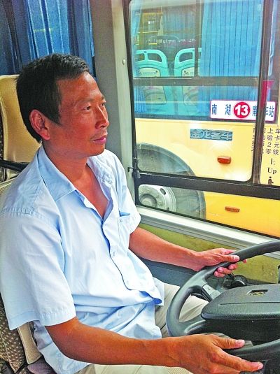 為孕婦喊座的陳桂傳師傅