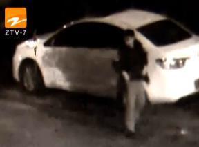 女子穿睡衣遛狗遭猥褻