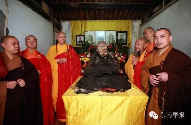 和尚圓寂肉身不腐