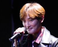 安七炫春晚節(jié)目撞衫