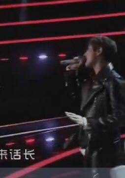 安七炫春晚節(jié)目撞衫