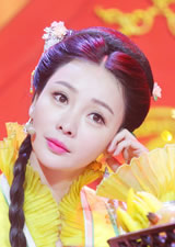 柳巖化身美艷廚娘主持江蘇衛視元宵晚會