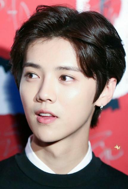 泰國女孩撞臉鹿晗