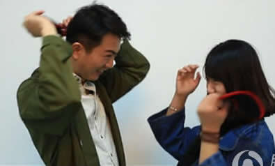 親吻陌生人活動