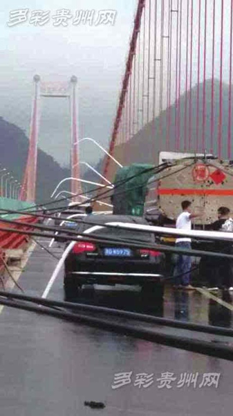 貴州強對流天氣 5月19日貴州關嶺大風相當于12級臺風