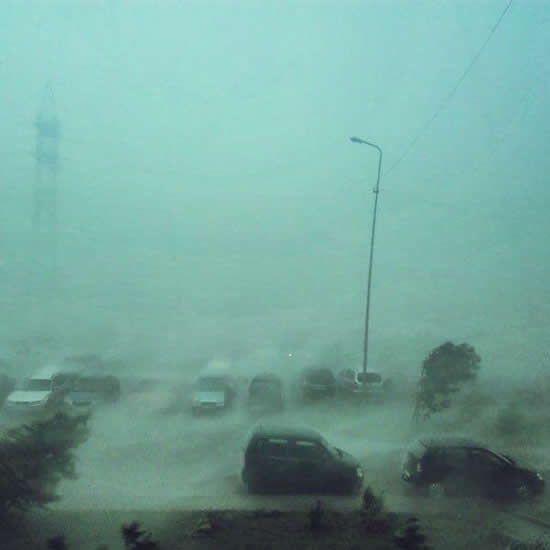 俄羅斯大風(fēng)兩架飛機(jī)相撞