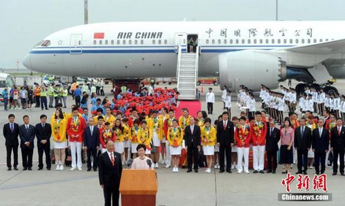 奧運(yùn)代表團(tuán)訪(fǎng)港