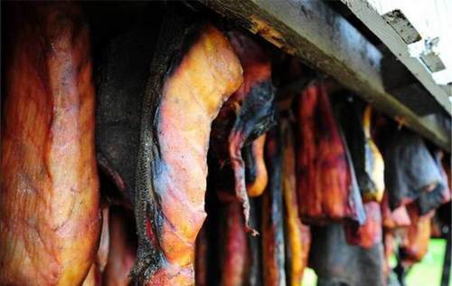 暗黑美食鼻祖在冰島