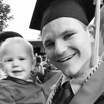 男子泡溫泉遭溶解