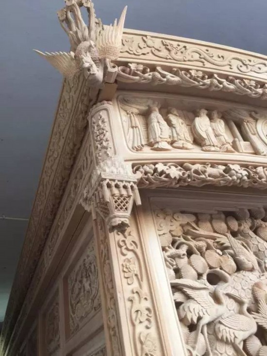 天價木床價值百萬