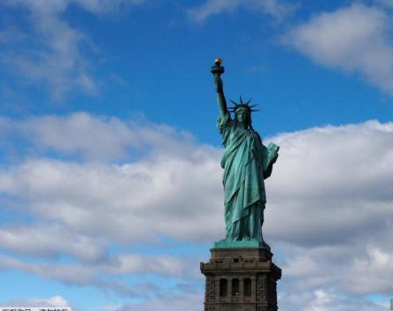 美國(guó)自由女神燈滅