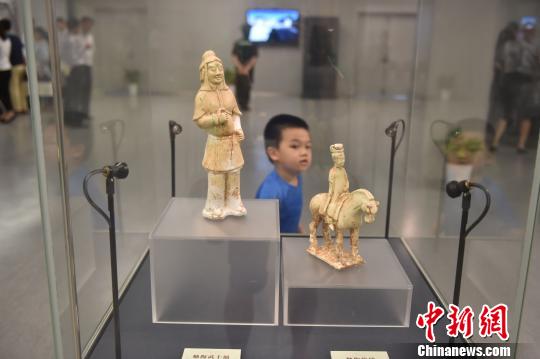 地下現(xiàn)唐貞觀墓群