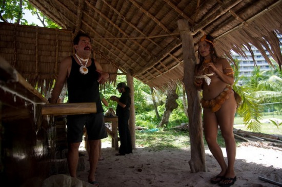 小島美女貝殼遮羞