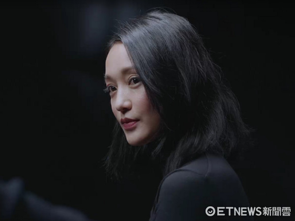 周迅宣布當老師