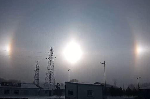 內(nèi)蒙古現(xiàn)三個太陽