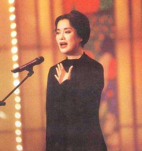 那英曬20年前合照