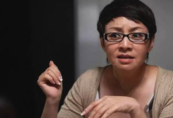 那英曬20年前合照