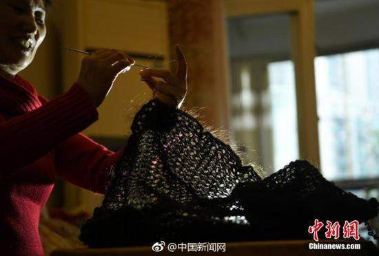 20萬根頭發織毛衣