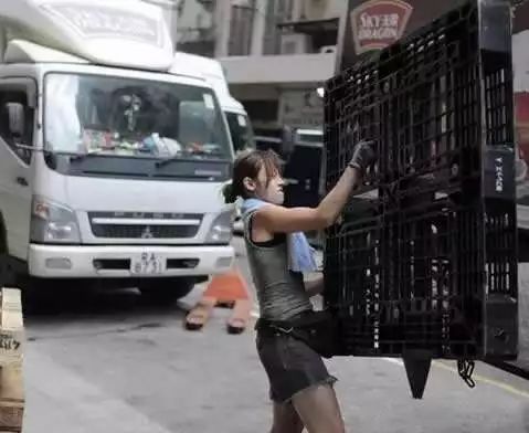 香港最美搬運工朱芊佩