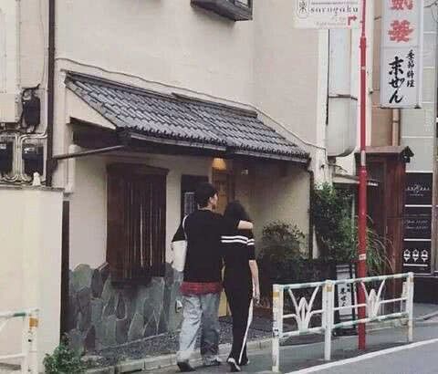 日本偶遇鄭爽張恒