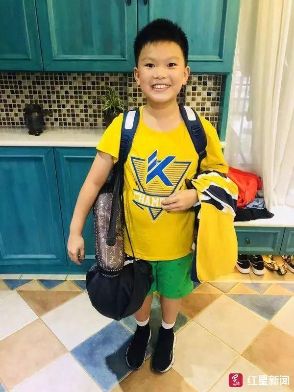 可憐啊刷爆朋友圈