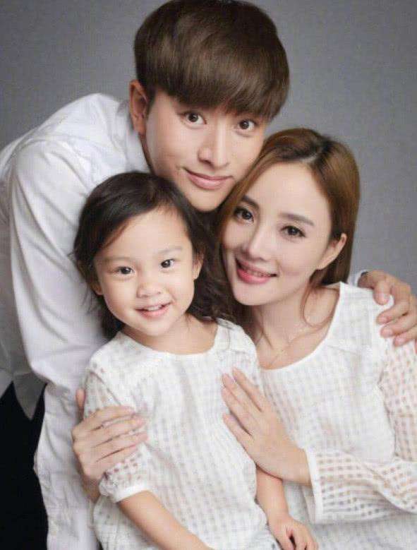 賈乃亮疑似離婚