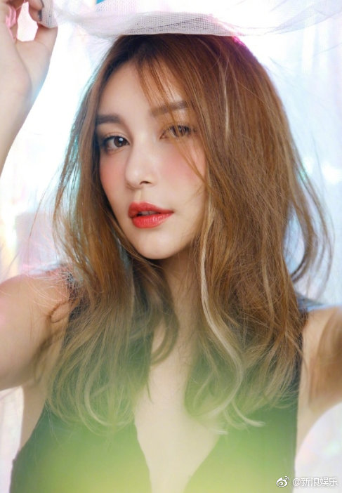 薛之謙李小璐關(guān)系曖昧 李雨桐爆料