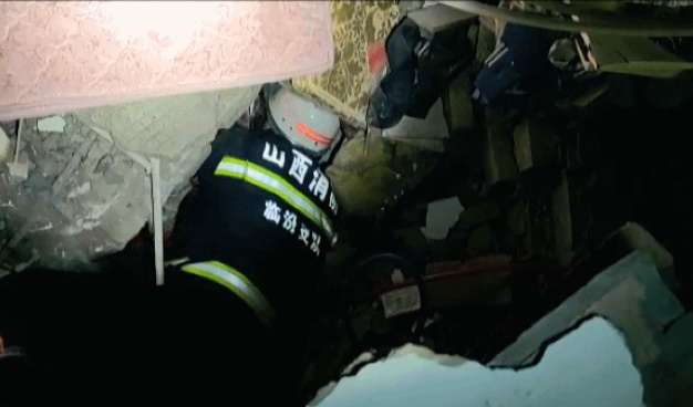 山西鄉(xiāng)寧樓房坍塌