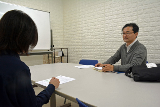 日本啃老現(xiàn)象嚴(yán)重 “廢宅”有60多萬