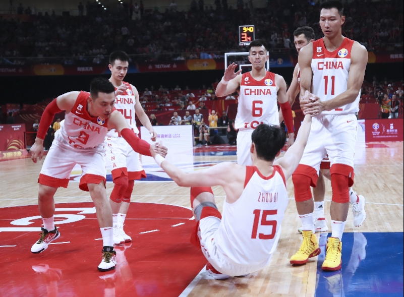 周琦回應比賽失誤