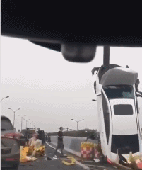 杭州轎車開上天了