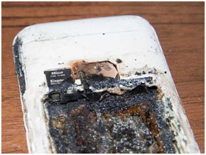 床上聽歌手機爆炸