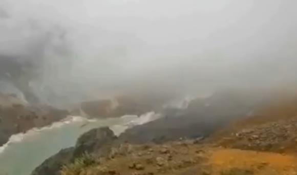 大規(guī)模山體塌方