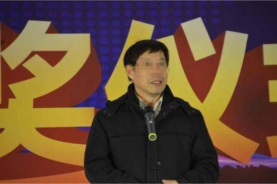 廊坊副局長聽到情人丈夫敲門墜樓身亡