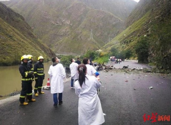一直升機(jī)在四川墜落3人遇難