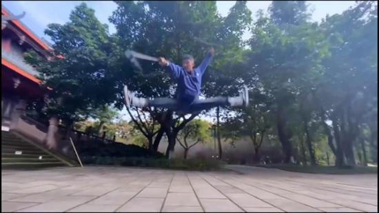 成都小伙用手機拍出專業級短片