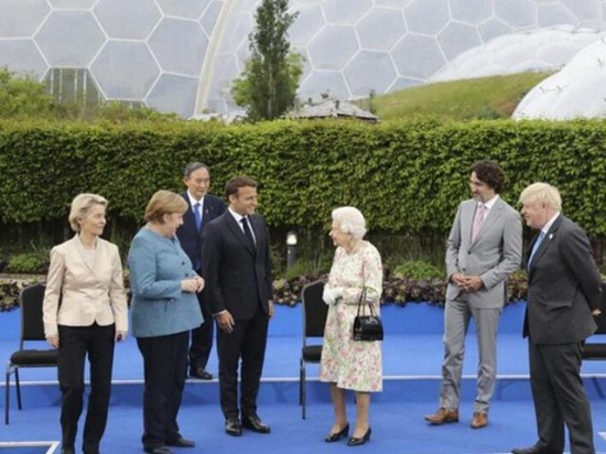 菅義偉G7首秀遭日網友吐槽